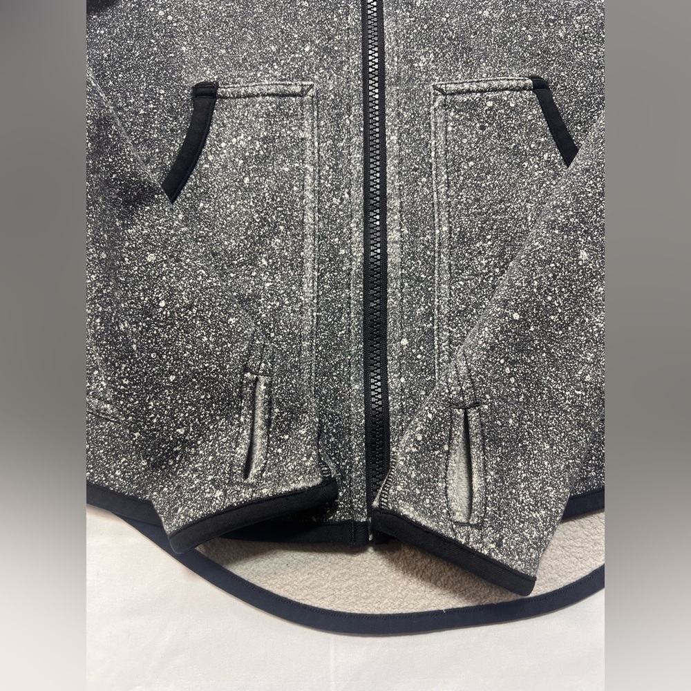 Ivivva lululemon girls size 8 zip up - Picture 3 of 8